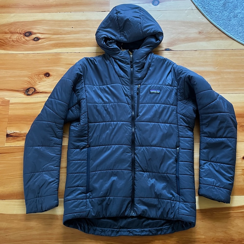 Patagonia Puff Coat with Hood Men’s Large (gray/blue)